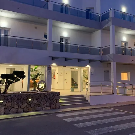 Hotel Chevy &